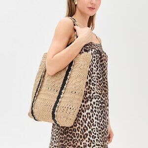 BTB Los Angeles  Chapeu Tote